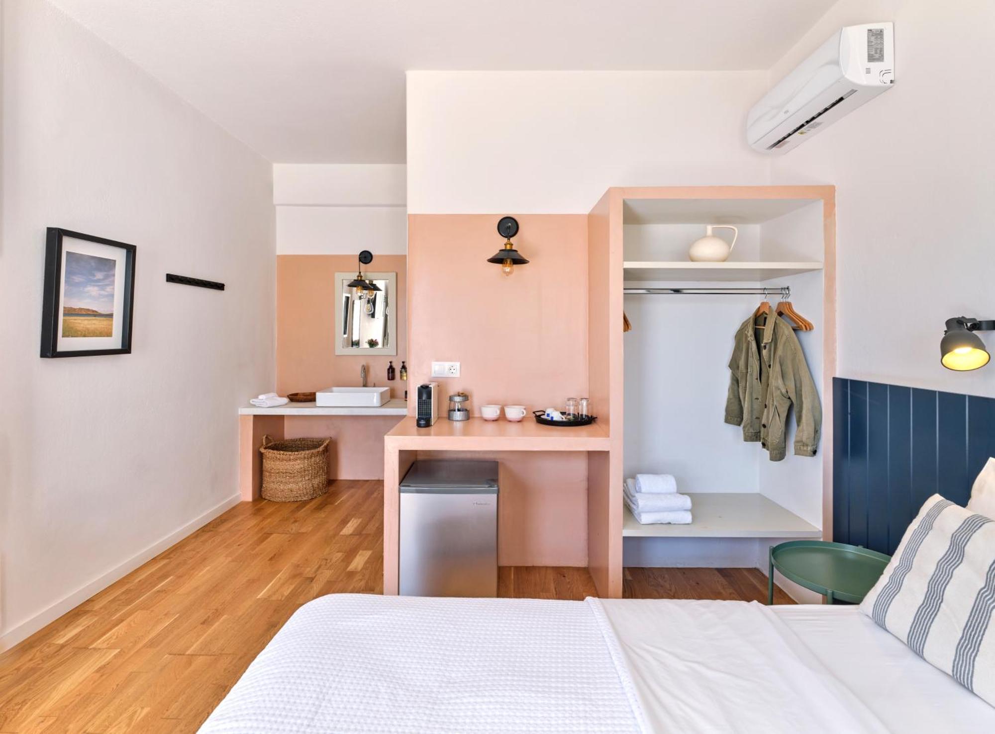 Magoo Suites Логарас Экстерьер фото