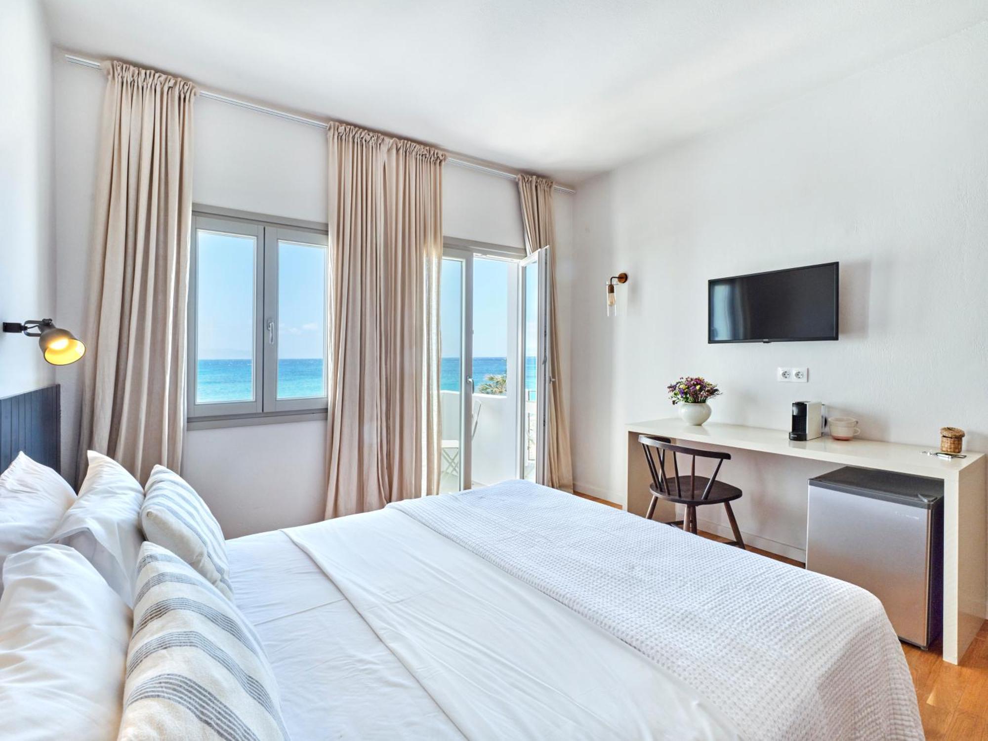 Magoo Suites Логарас Экстерьер фото