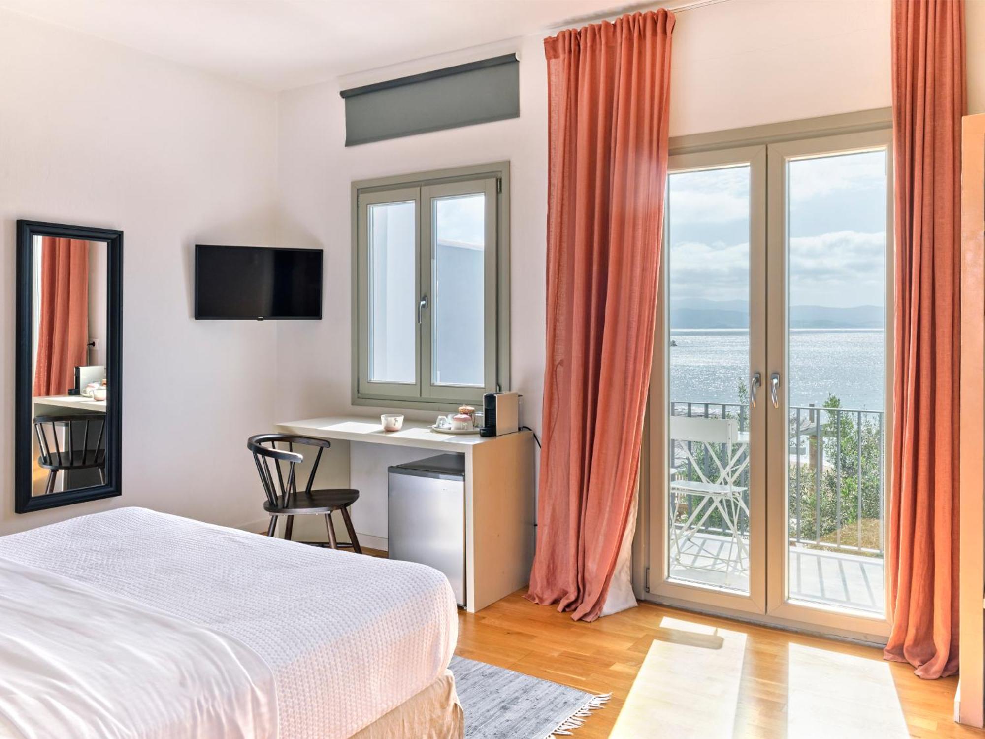 Magoo Suites Логарас Экстерьер фото